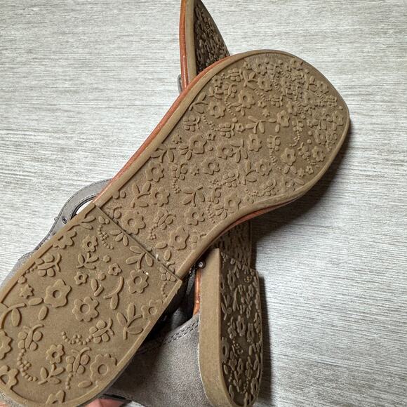 JellyPop Cassidy Gray Gladiator Casual Bling Flat Sandals Chain Jewels Size 10M - Picture 2 of 7